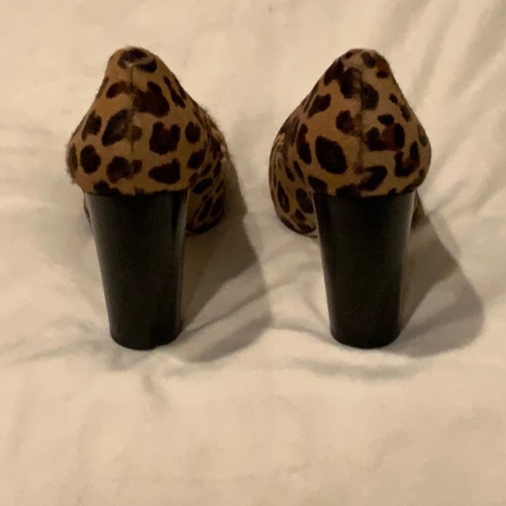 DKNY Pumps - Picture 6 of 8